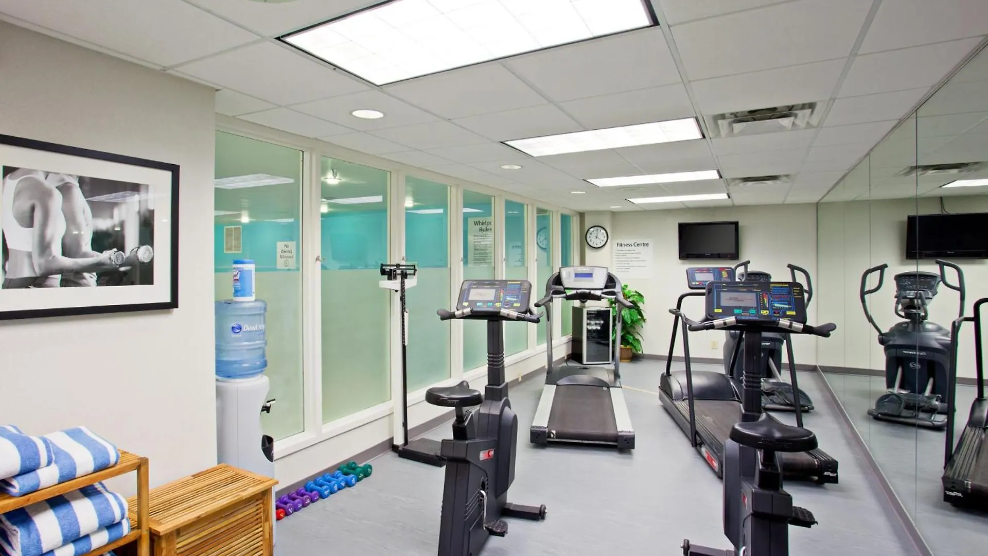 *** Hotel Holiday Inn & Suites Winnipeg Downtown By Ihg Canada