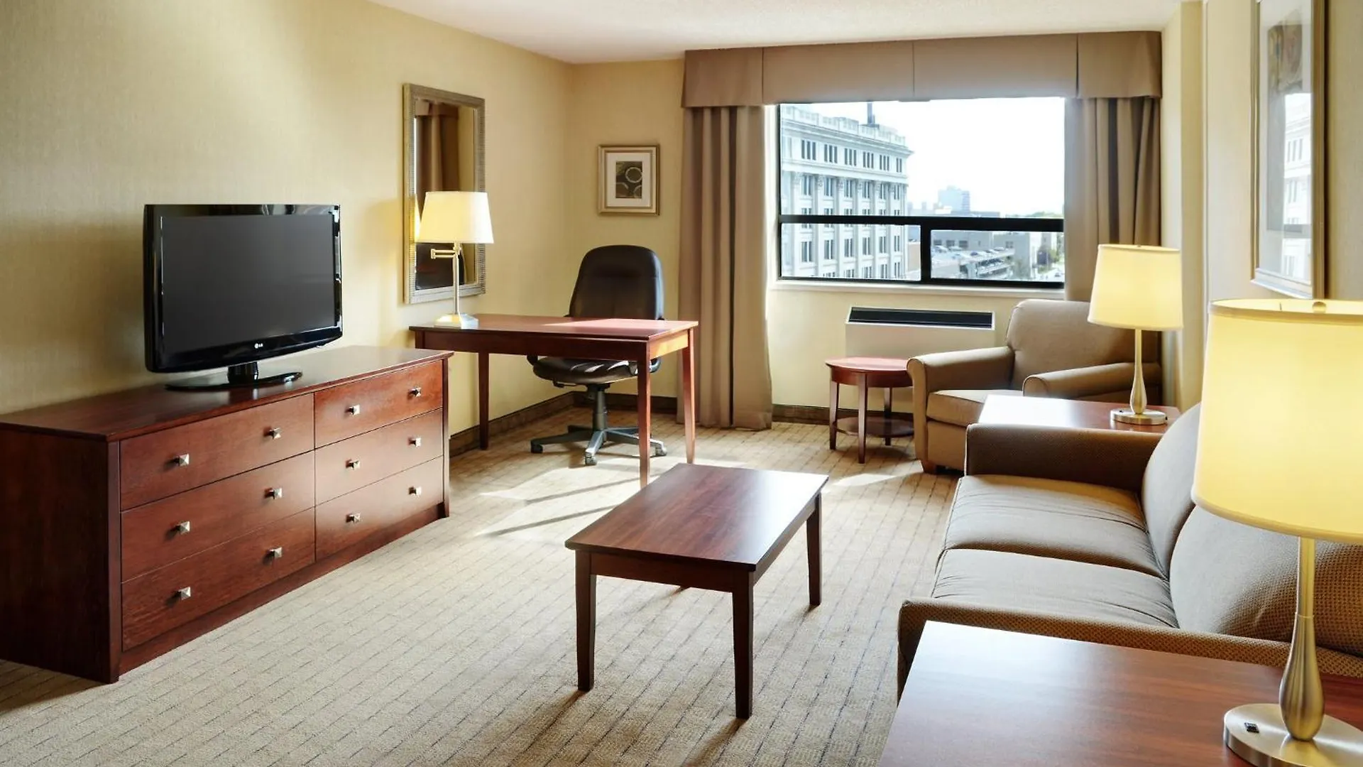 *** Hotel Holiday Inn & Suites Winnipeg Downtown By Ihg Canada