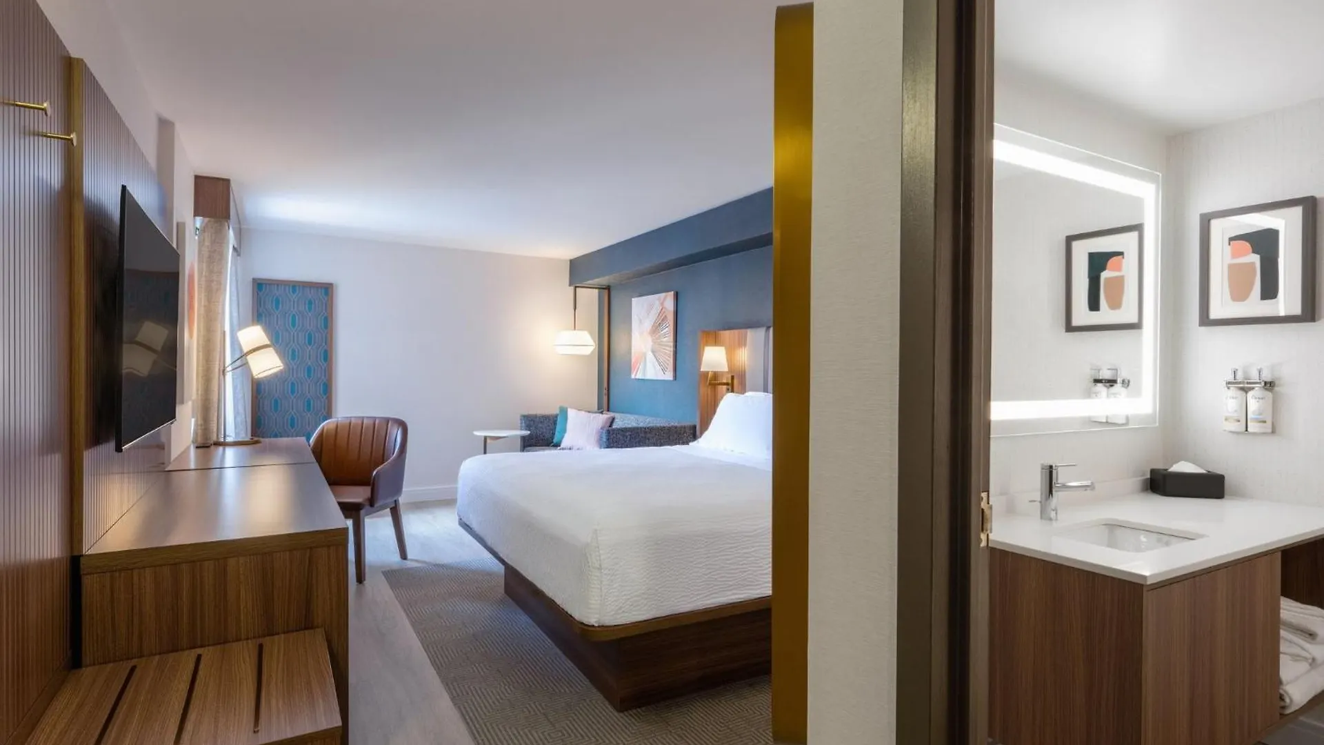 Hotel Holiday Inn & Suites Winnipeg Downtown By Ihg