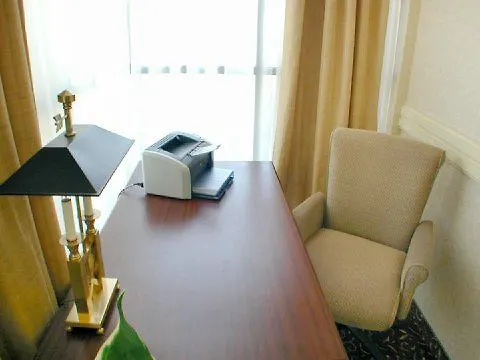 Hotel Holiday Inn & Suites Winnipeg Downtown By Ihg